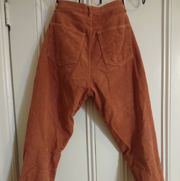 Burnt Orange Corduroy Mom Jeans - Pull & Bear Denim Collection - Picture 6 of 6